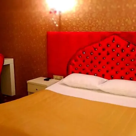 Sarr Tac Mahal מלון