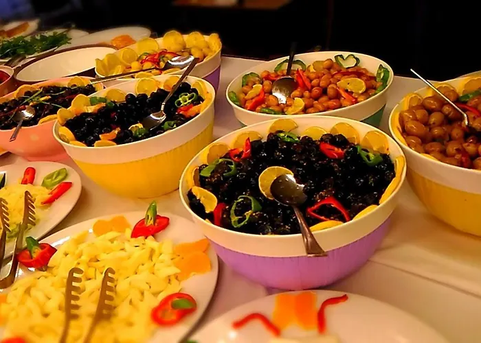 Sarr Tac Mahal מלון *