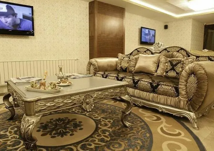 فندق Sarr Tac Mahal *