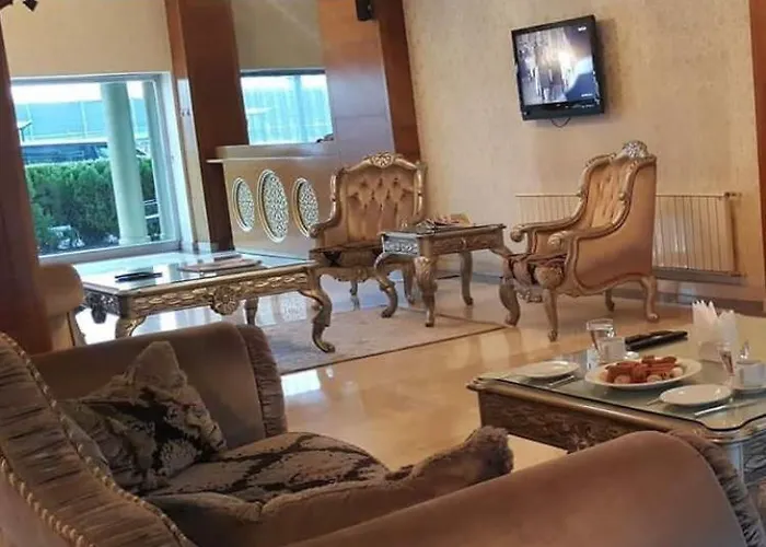 Hotel Sarr Tac Mahal *