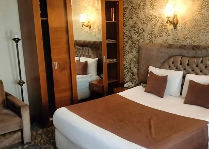 Sarr Tac Mahal Hotel *